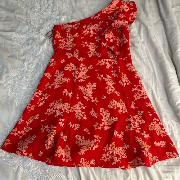 New 19 Cooper One Shoulder Ruffle Dress (D4) - Picture 3 of 7